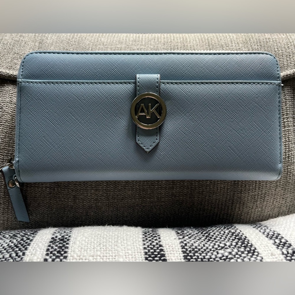 Anne Klein Women's Clutch Wallet